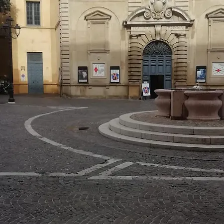 Casa Del Teatro Con Splendida Terrazza Di Fronte Al Teatro Rossini Apartment