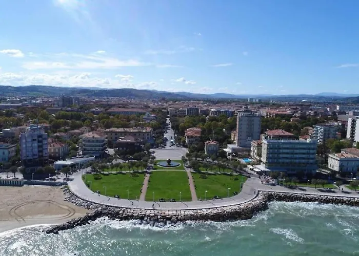 Casa Del Teatro Con Splendida Terrazza Di Fronte Al Teatro Rossini Apartment Pesaro