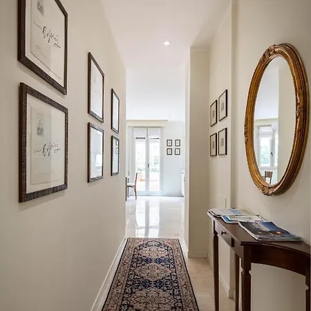 Casa Del Teatro Con Splendida Terrazza Di Fronte Al Teatro Rossini Appartement