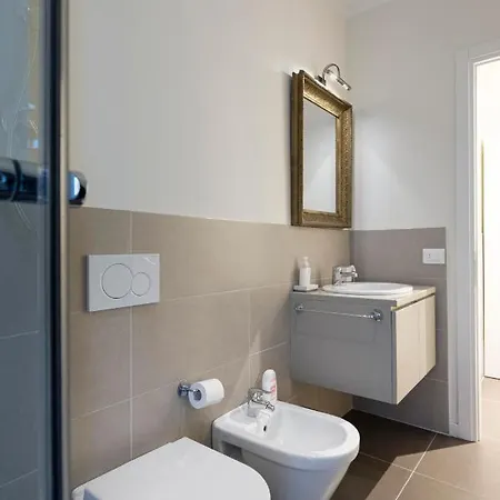 Casa Del Teatro Con Splendida Terrazza Di Fronte Al Teatro Rossini Appartement *